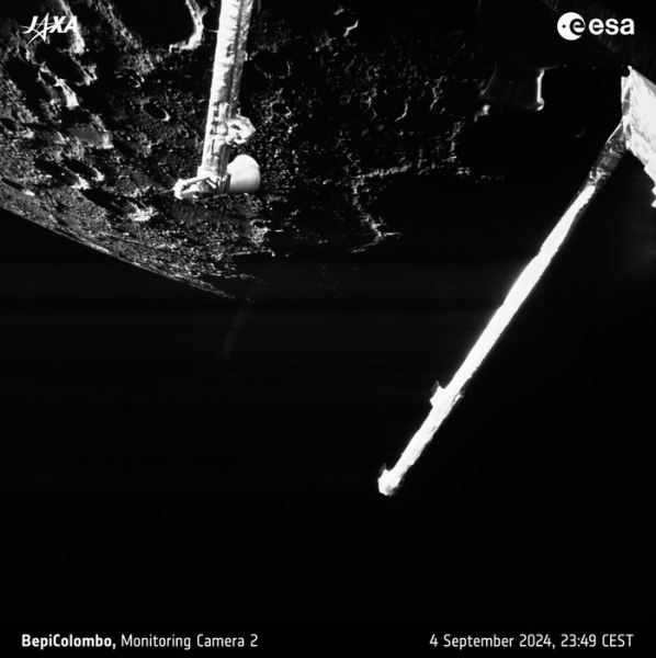 Миссия BepiColombo совершила сближение с Меркурием: лучшие фотографии и проблемы